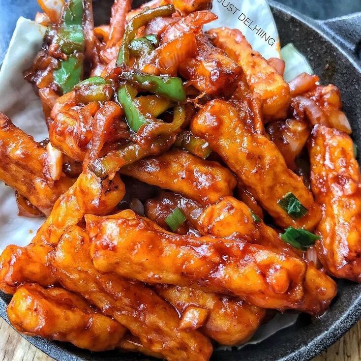 Just Delhiing on Instagram_ “Can we ever say no to super crispy and flavourful Chilli Potato_ 🤩 Tag someone who always orders this 🙈👇🏻 ••• #justdelhiing Follow…”